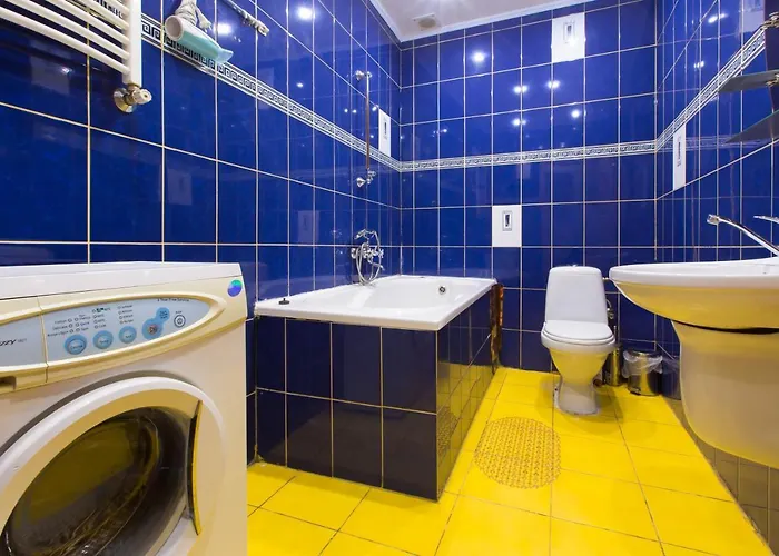 на вулиці проспект свободи 22 одразу біля оперного, біля фонтану Appartement